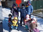 miniclub_condor_valea_doftanei_cu_sania_prin_sat